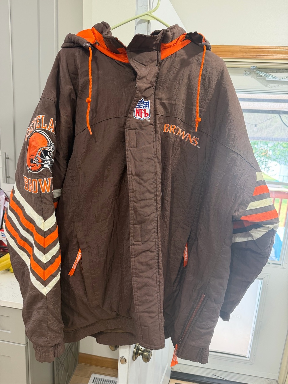 Cleveland Browns vintage Starter Brown & Orange Hooded Jacket